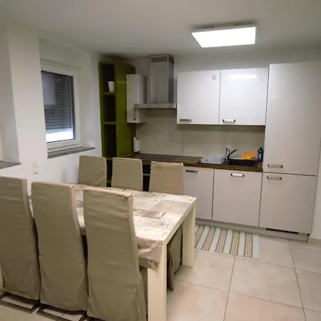 Apartment In Bad Cannstatt/naehe Stadtion